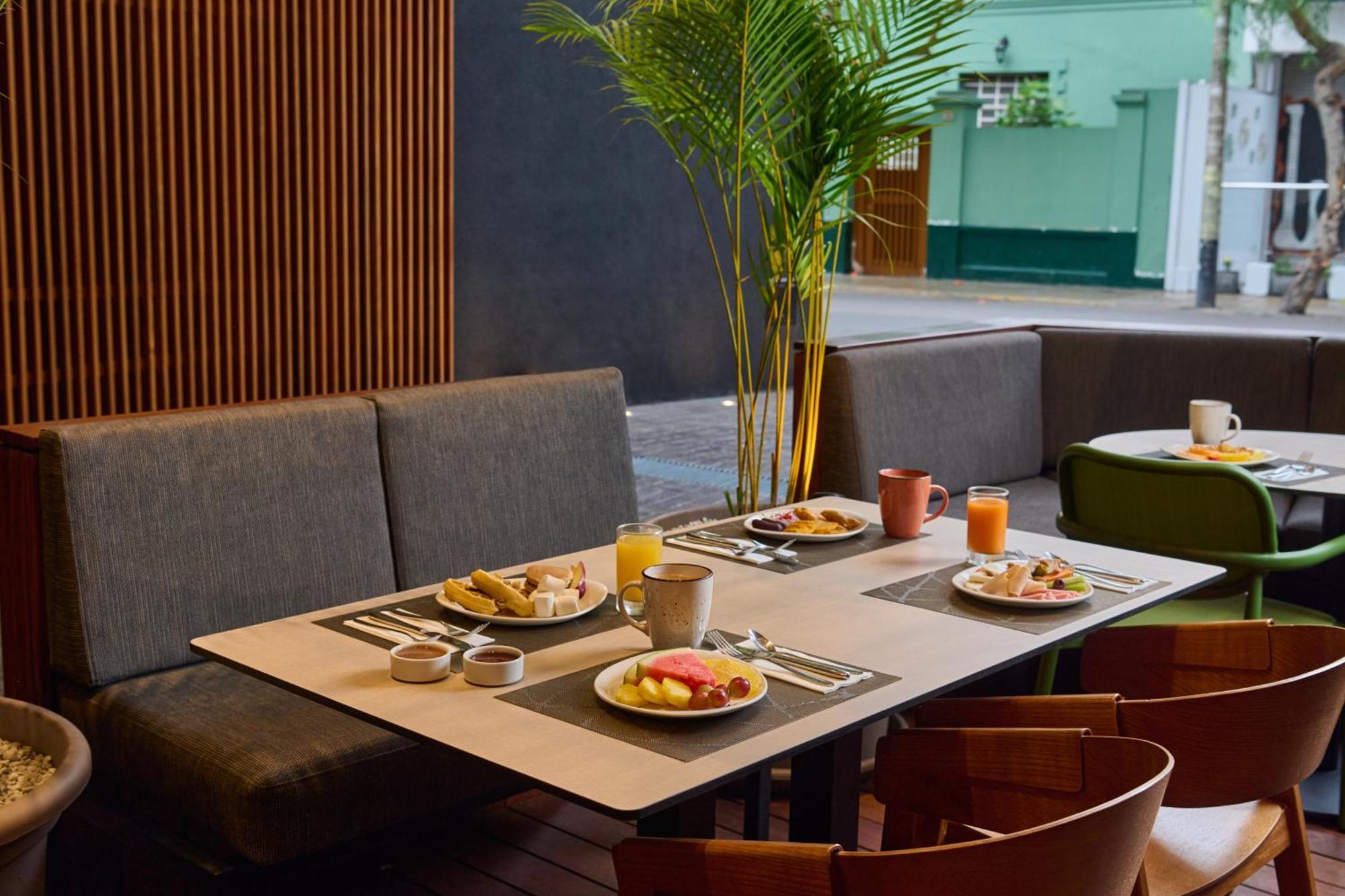 Innside By Melia Lima Miraflores ภายนอก รูปภาพ
